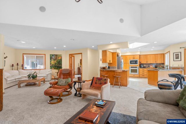 6156 Hogan Dr N, Keizer, OR 97303