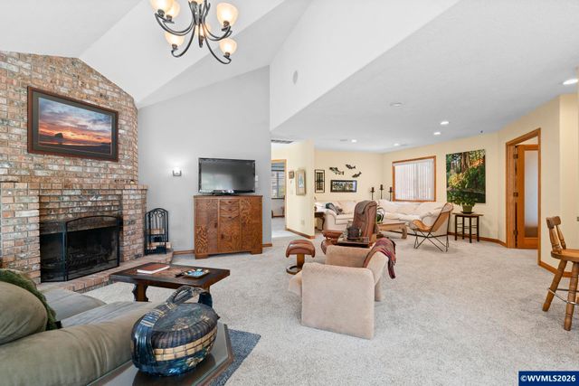 6156 Hogan Dr N, Keizer, OR 97303