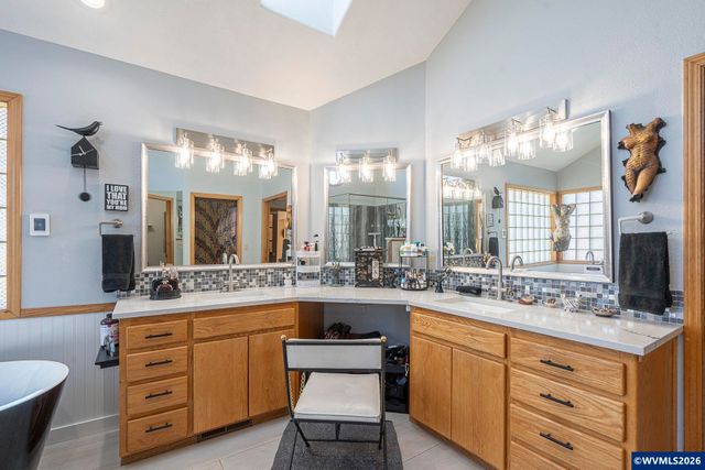 6156 Hogan Dr N, Keizer, OR 97303