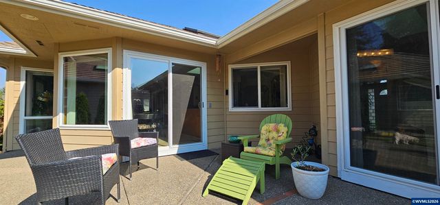 6156 Hogan Dr N, Keizer, OR 97303