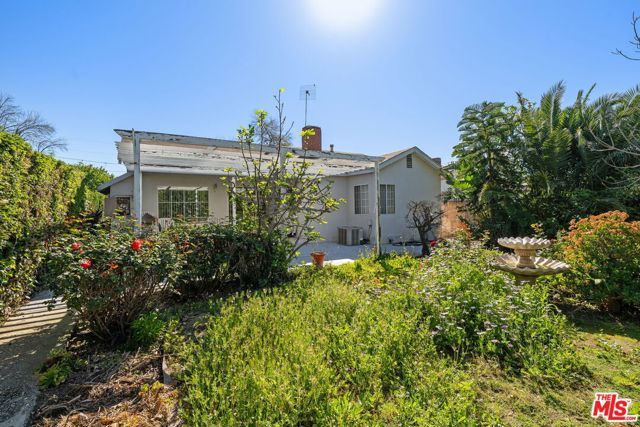 7351 Zelzah Avenue, Los Angeles, CA 91335