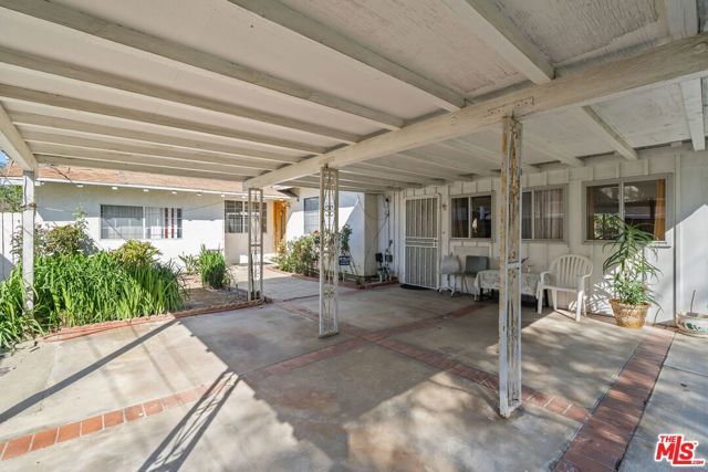 7351 Zelzah Avenue, Los Angeles, CA 91335