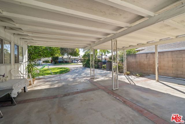 7351 Zelzah Avenue, Los Angeles, CA 91335