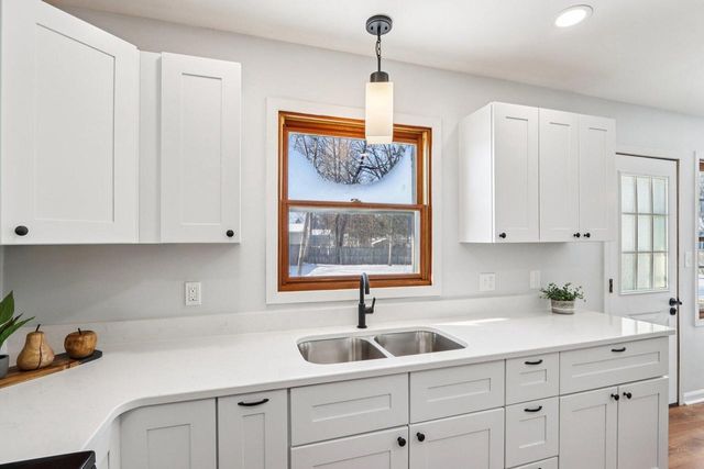 2803 Tilden AVENUE, Delavan, WI 53115