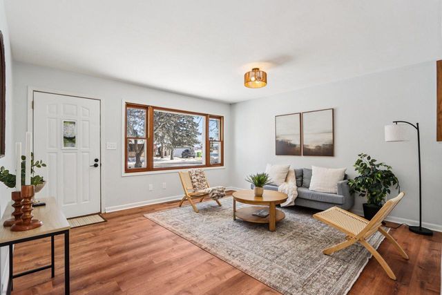 2803 Tilden AVENUE, Delavan, WI 53115