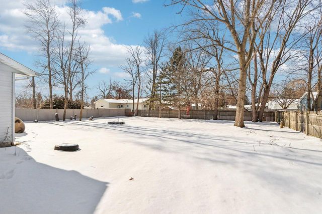 2803 Tilden AVENUE, Delavan, WI 53115