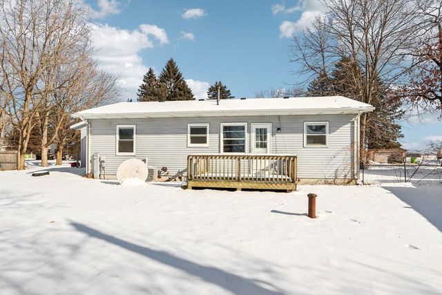 2803 Tilden AVENUE, Delavan, WI 53115