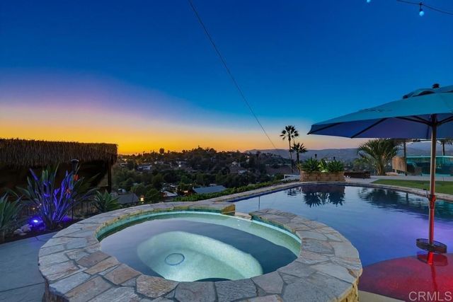 12139 Valhalla Drive, Lakeside, CA 92040