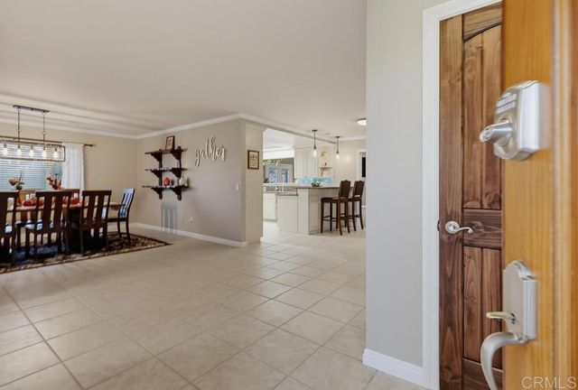 12139 Valhalla Drive, Lakeside, CA 92040