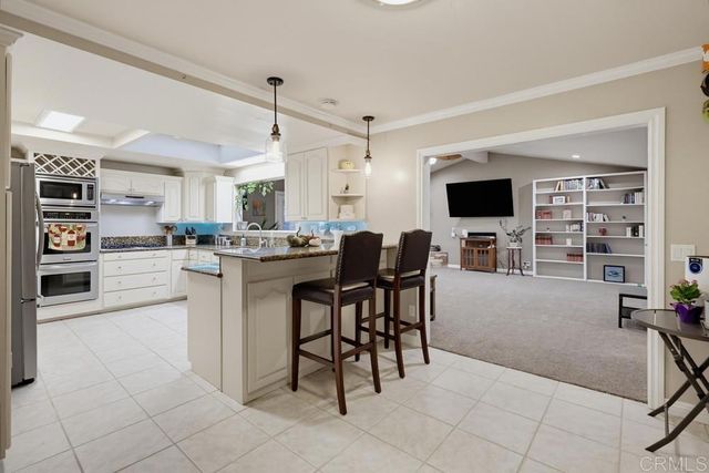 12139 Valhalla Drive, Lakeside, CA 92040