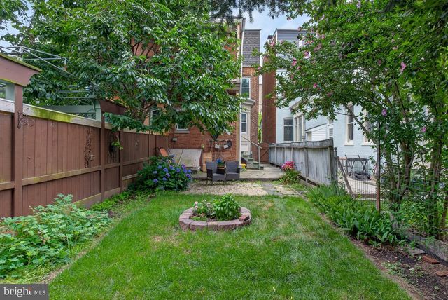 225 ELM ST, Lancaster, PA 17603