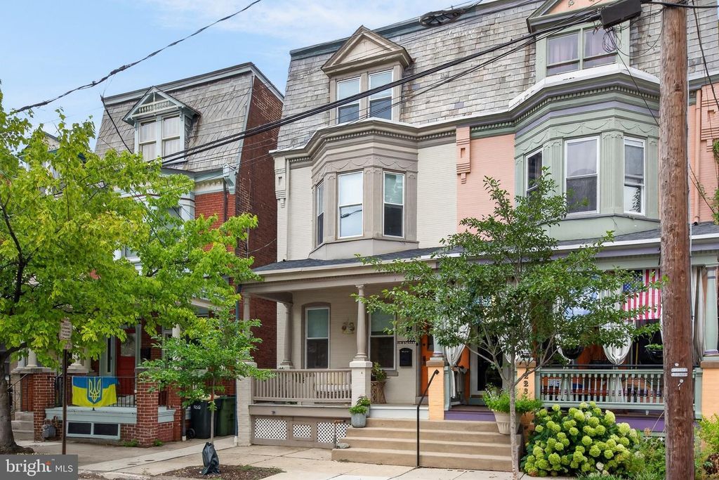 225 ELM ST, Lancaster, PA 17603