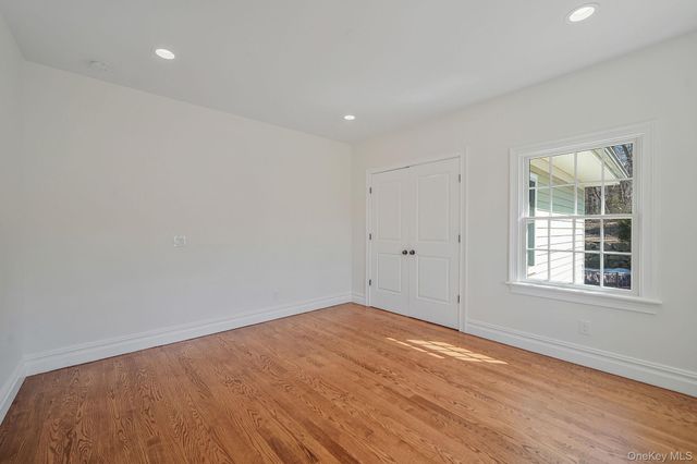 368 Main Street, Setauket, NY 11733