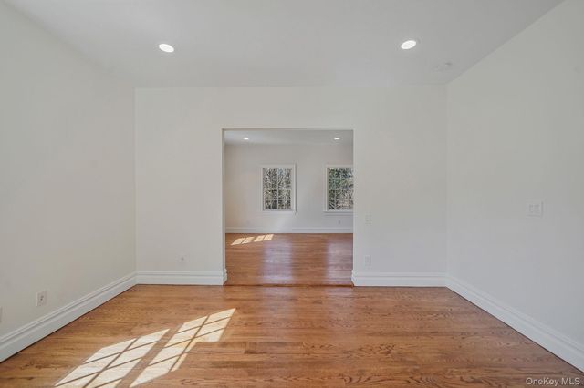 368 Main Street, Setauket, NY 11733