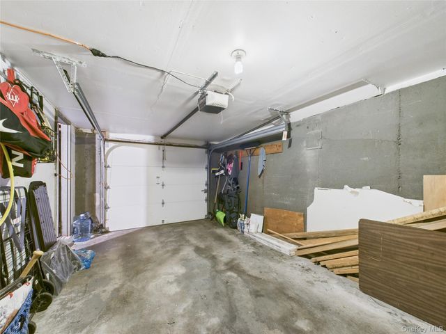 5 Gristmill Drive, Kings Park, NY 11754