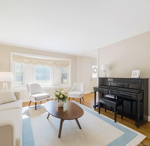 5 Gristmill Drive, Kings Park, NY 11754