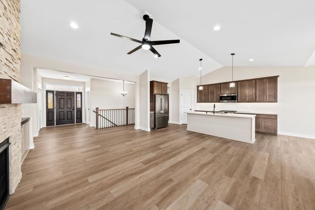 30422 Jeffrey DRIVE, Burlington, WI 53105