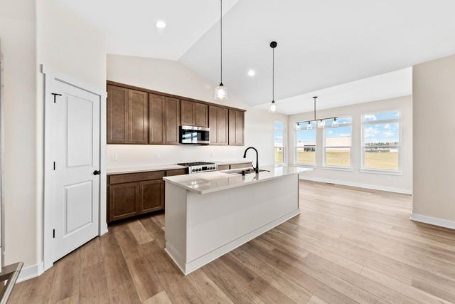 30422 Jeffrey DRIVE, Burlington, WI 53105