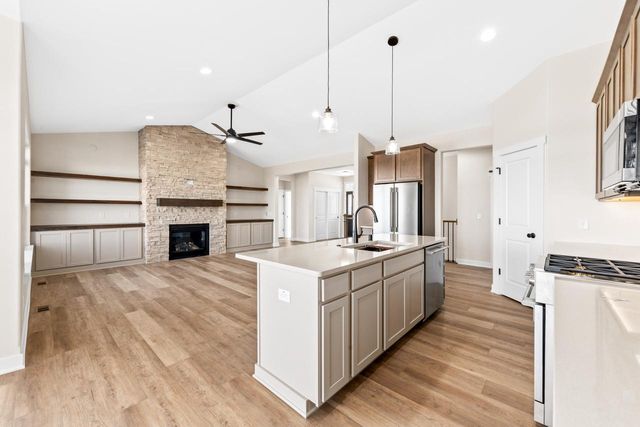 30422 Jeffrey DRIVE, Burlington, WI 53105