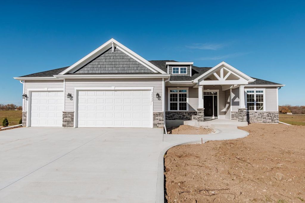 30422 Jeffrey DRIVE, Burlington, WI 53105