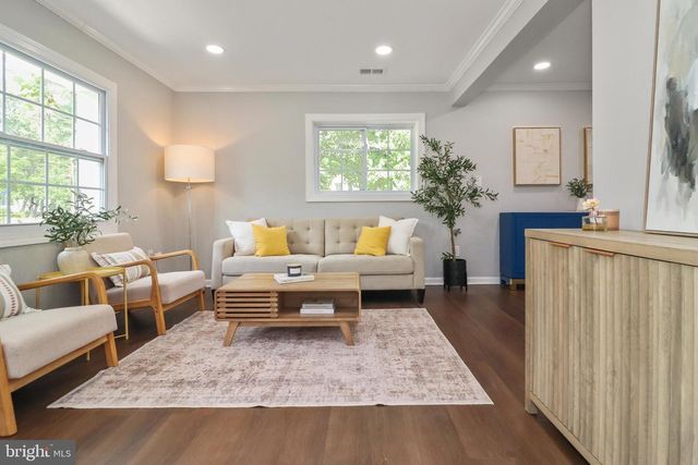 6621 HALLWOOD AVE, Falls Church, VA 22046