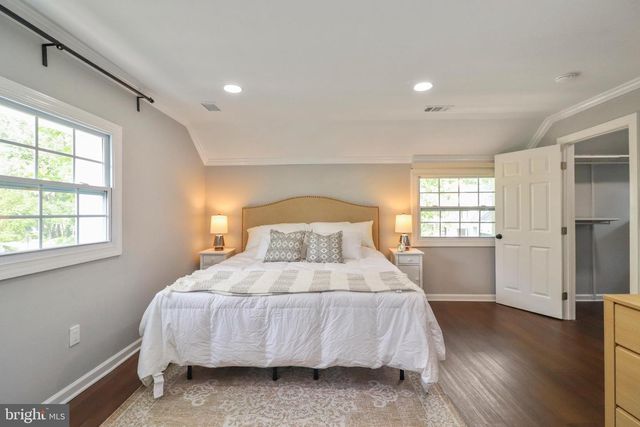 6621 HALLWOOD AVE, Falls Church, VA 22046
