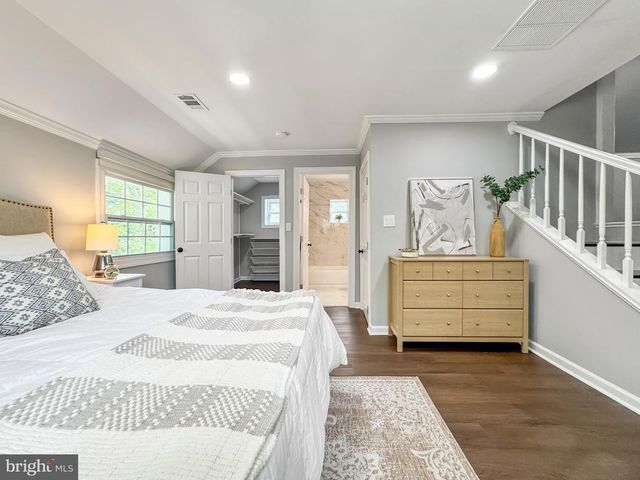 6621 HALLWOOD AVE, Falls Church, VA 22046