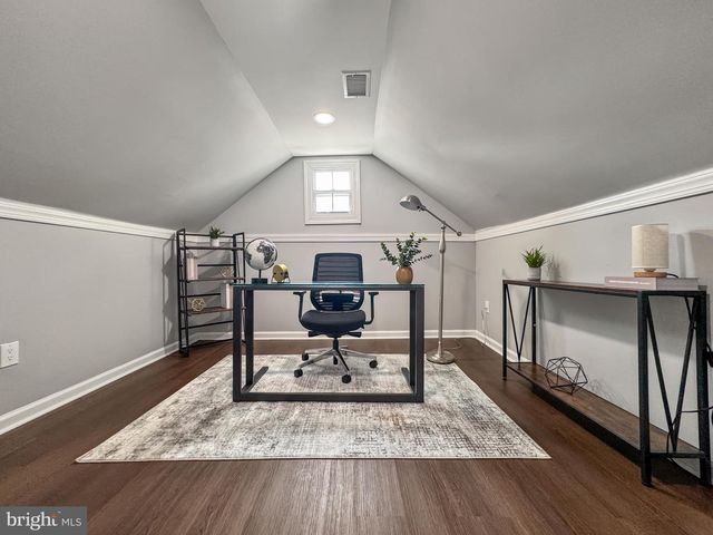 6621 HALLWOOD AVE, Falls Church, VA 22046
