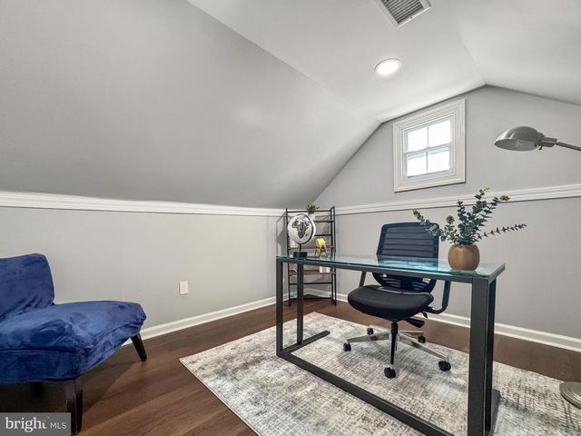 6621 HALLWOOD AVE, Falls Church, VA 22046