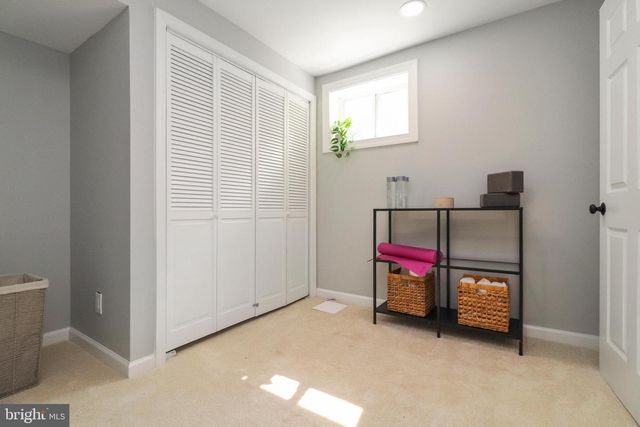 6621 HALLWOOD AVE, Falls Church, VA 22046