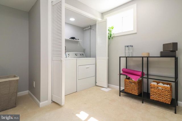 6621 HALLWOOD AVE, Falls Church, VA 22046