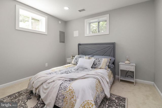 6621 HALLWOOD AVE, Falls Church, VA 22046