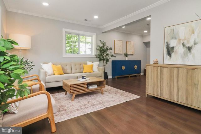 6621 HALLWOOD AVE, Falls Church, VA 22046