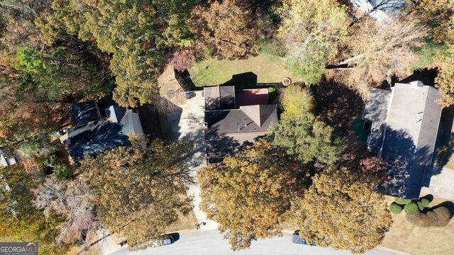 1702 Windsor Chase Court, Lawrenceville, GA 30043