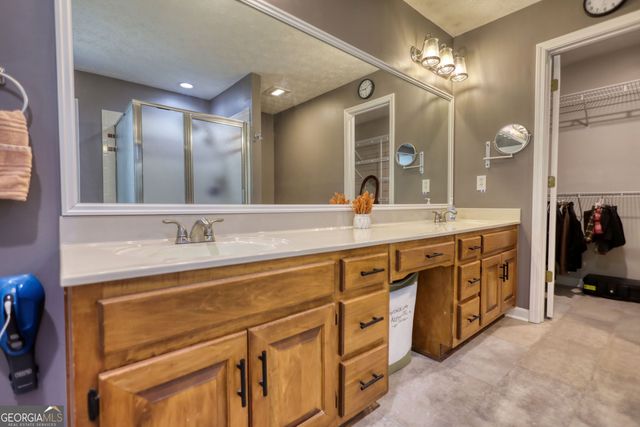 1702 Windsor Chase Court, Lawrenceville, GA 30043