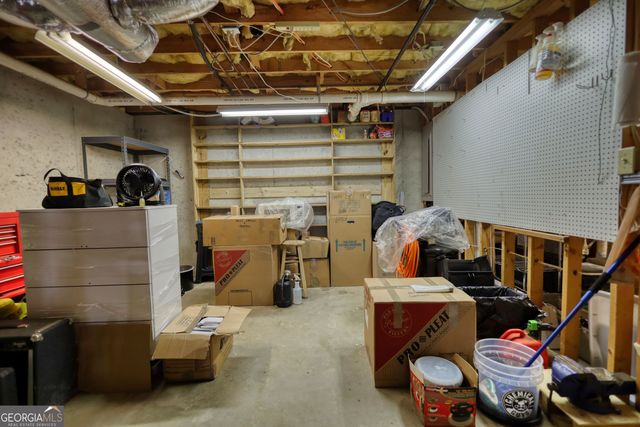 1702 Windsor Chase Court, Lawrenceville, GA 30043