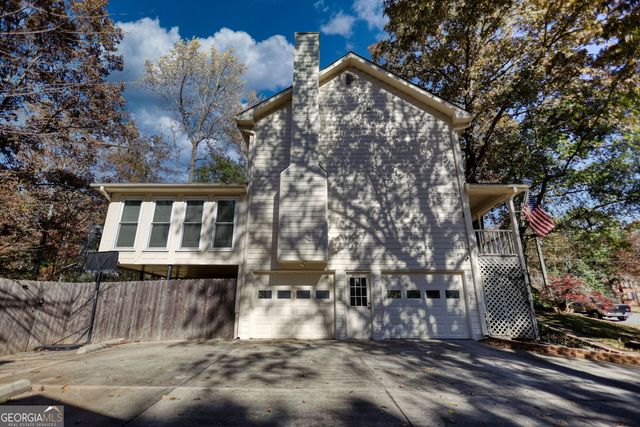 1702 Windsor Chase Court, Lawrenceville, GA 30043