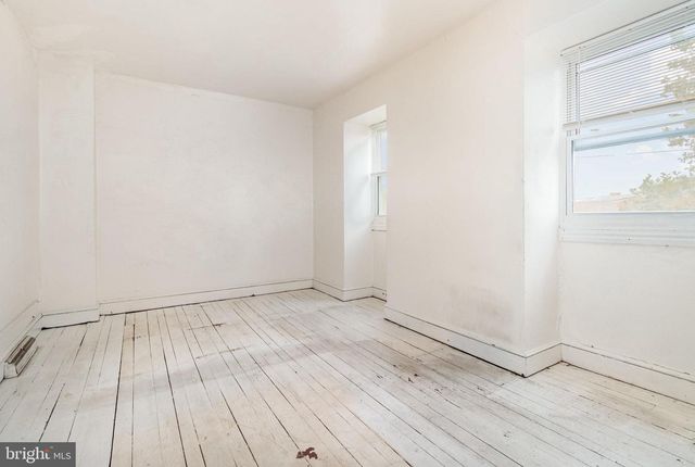 120 W STRAWBERRY ST, Lancaster, PA 17603