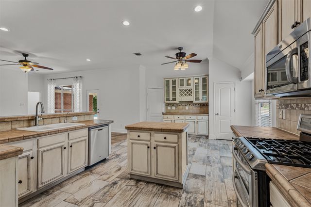 1365 Calistoga Drive, Rockwall, TX 75087