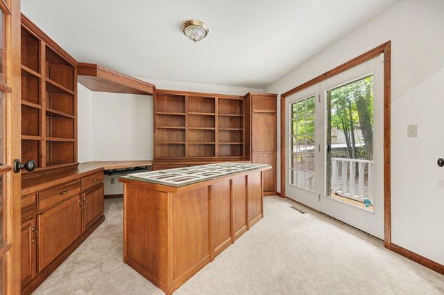 433 Brookshire Court, Valparaiso, IN 46385