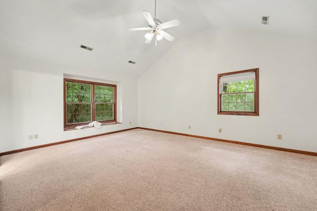 433 Brookshire Court, Valparaiso, IN 46385