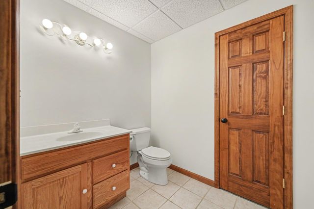 433 Brookshire Court, Valparaiso, IN 46385