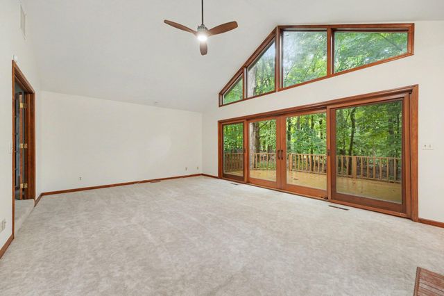 433 Brookshire Court, Valparaiso, IN 46385