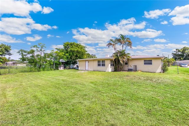 4946 Gary DR S, Fort Myers, FL 33905