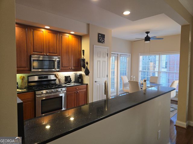 50 Biscayne Drive NW 5115, Atlanta, GA 30309