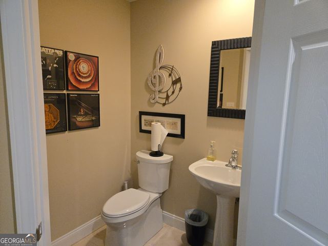 50 Biscayne Drive NW 5115, Atlanta, GA 30309