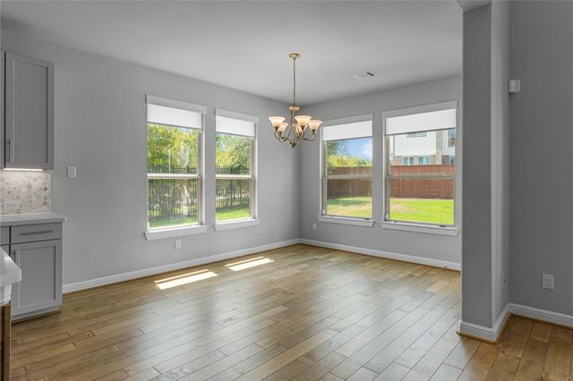 11 Winter Thicket Place, The Woodlands, TX 77375