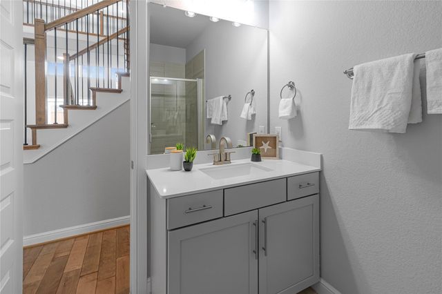 11 Winter Thicket Place, The Woodlands, TX 77375