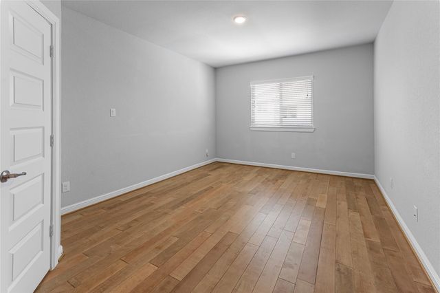 11 Winter Thicket Place, The Woodlands, TX 77375