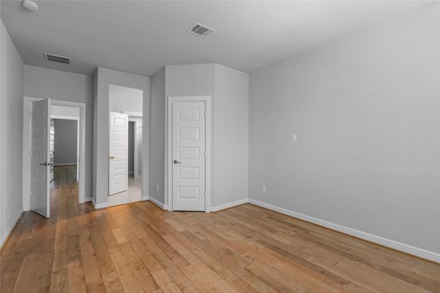 11 Winter Thicket Place, The Woodlands, TX 77375